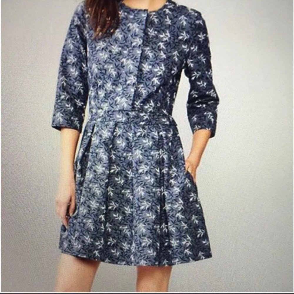 Super cute blue print gap pinup dress